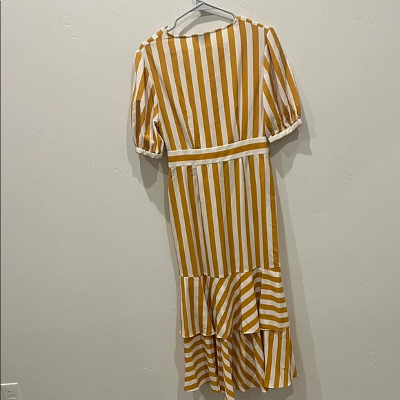 Topshop Asymmetrical mustard yellow and White Striped Dress - Picture 5 of 5